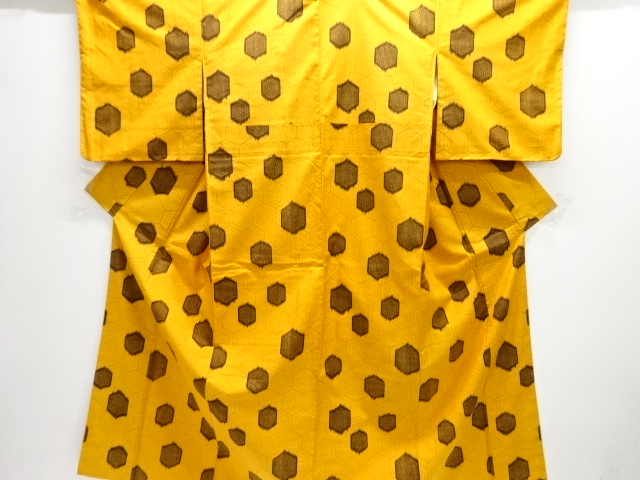 亀甲模様織り出し手織り紬着物